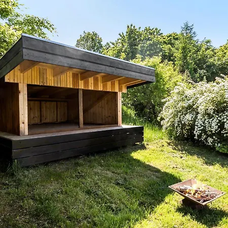 3 Bedroom In * Glesborg