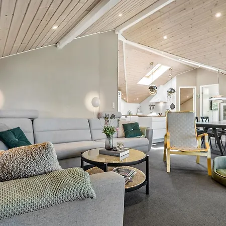 3 Bedroom In *