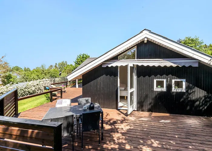 3 Bedroom In Semesterbostad Glesborg